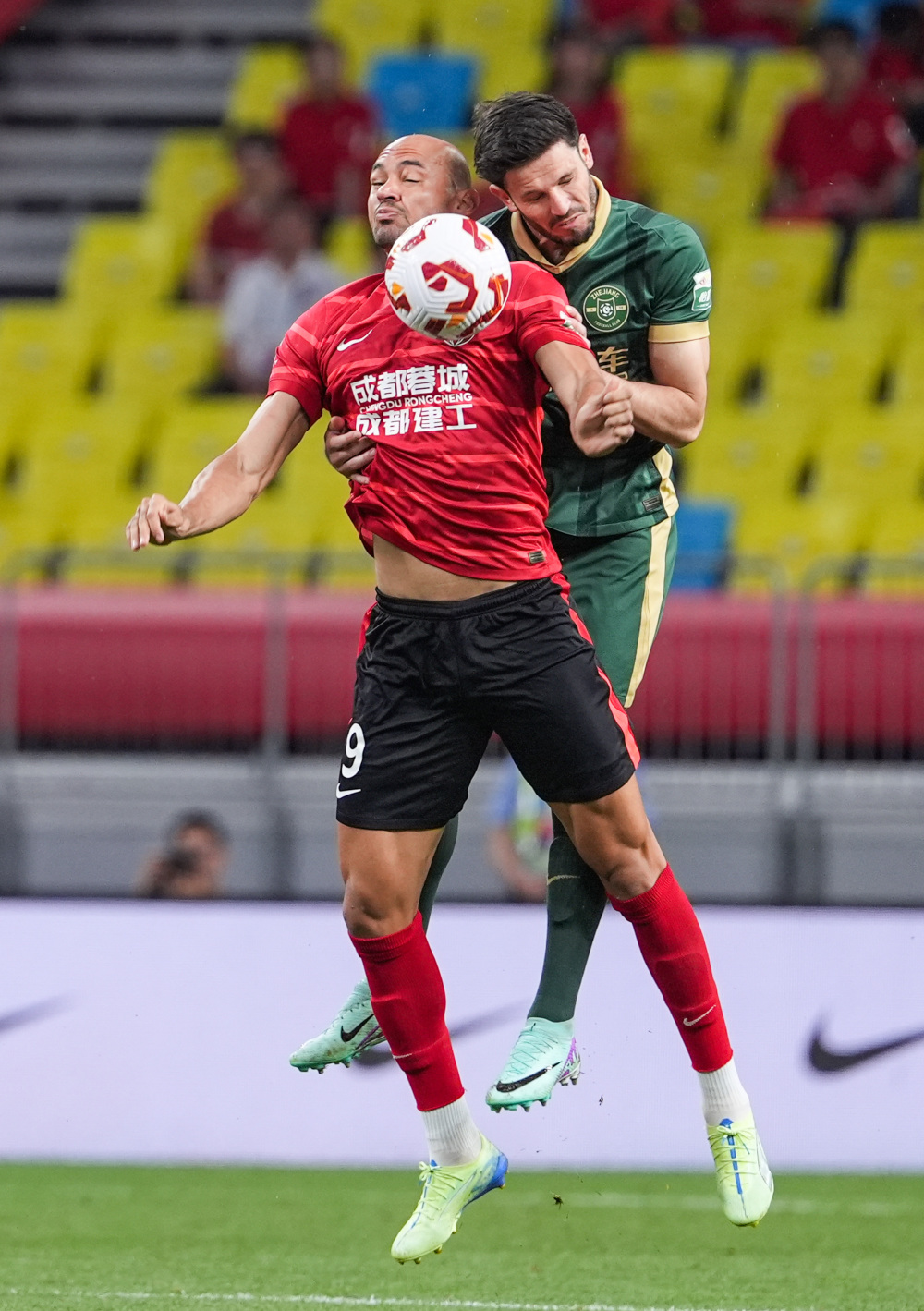 00万欧元 00万欧元