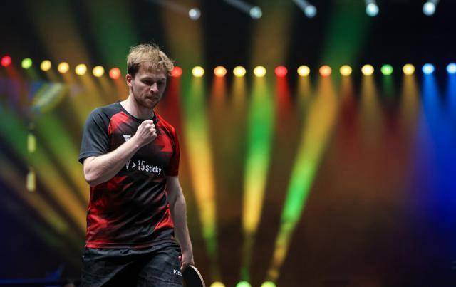 加上克罗斯 加上克罗斯