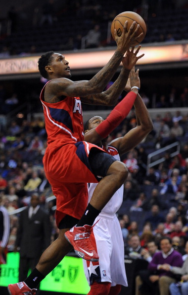 阿森纳时隔19年欧冠再遇皇马，上一次阿森纳两回.