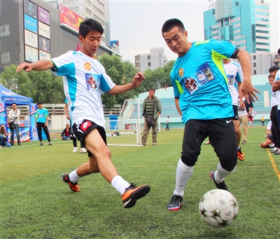 成为左投杀 成为左投杀